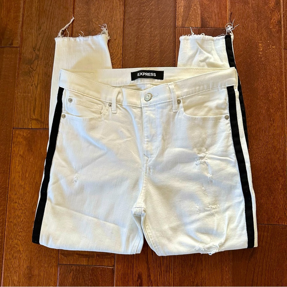 Express Jeans - Picture 2 of 10